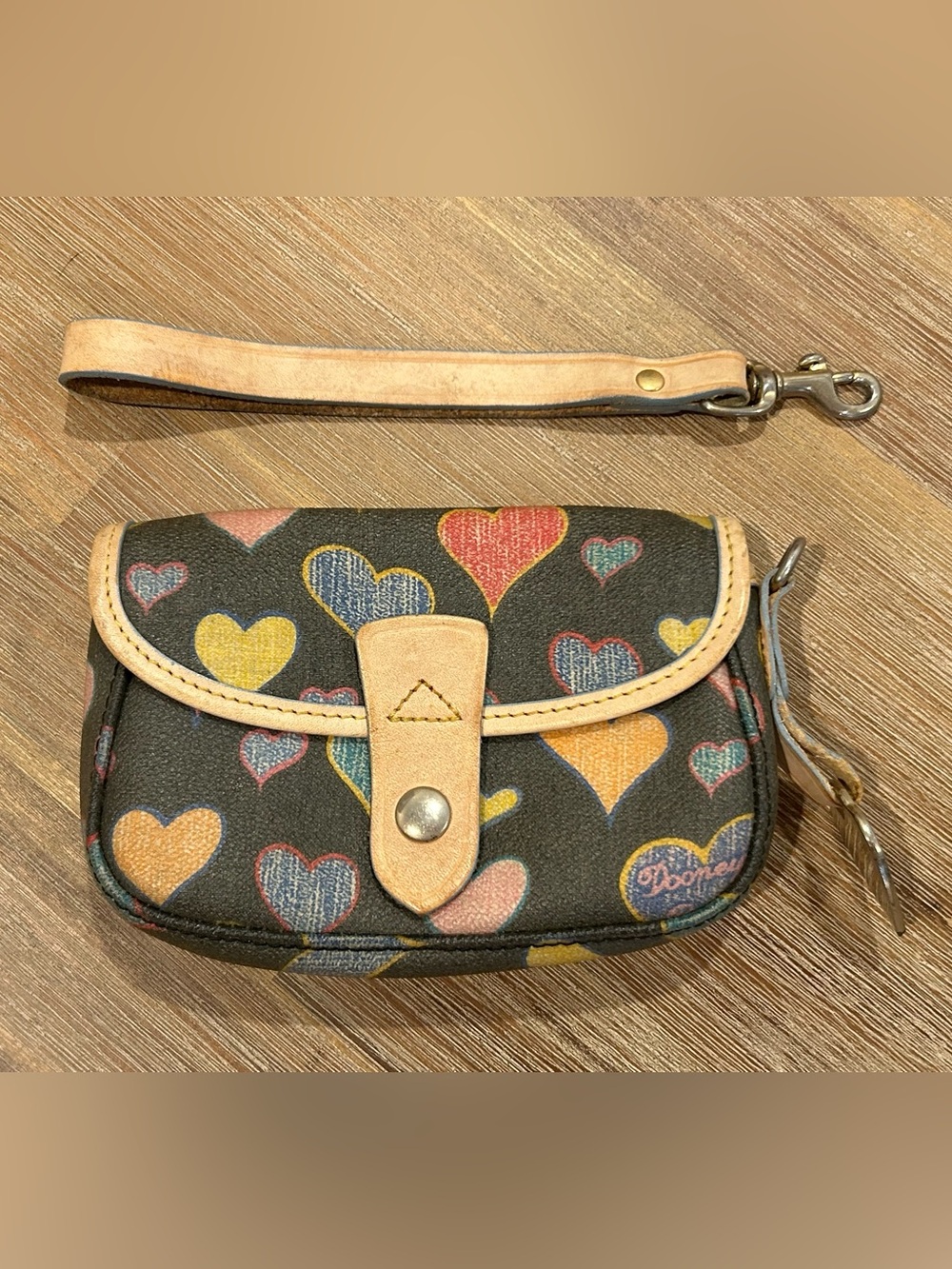 Dooney & Bourke Y2K Heart Monogram Black Wristlet - Picture 6 of 6